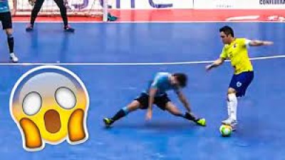 100 HUMILIATING SKILLS IN FOOTBALL