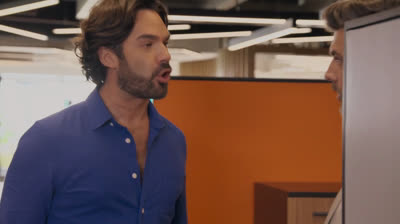 C-22 Esa Mujer Es Del Diablo