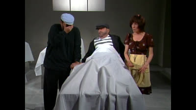 Chespirito.V1E01.La.Morgue.DVDRip-Latino