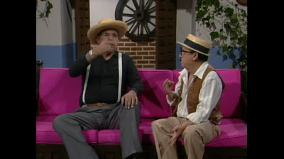 Chespirito.V1E02.El.Asalto.DVDRip-Latino.by.CarlosJ