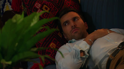 C-49 Ayudando A La Rival