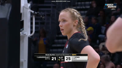 hailey van lith, 5' 9, guards caitlin clark, 6' 0, 155 lbs., right after clark jumps and gets the rebound, hailey's stiffling defense forces pressures caitlin into a hurried and bad pass to her teammate