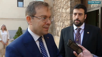 EL ESCRITOR JAVIER SIERRA, HERMANO MAYOR DE HONOR DEL NAZARENO